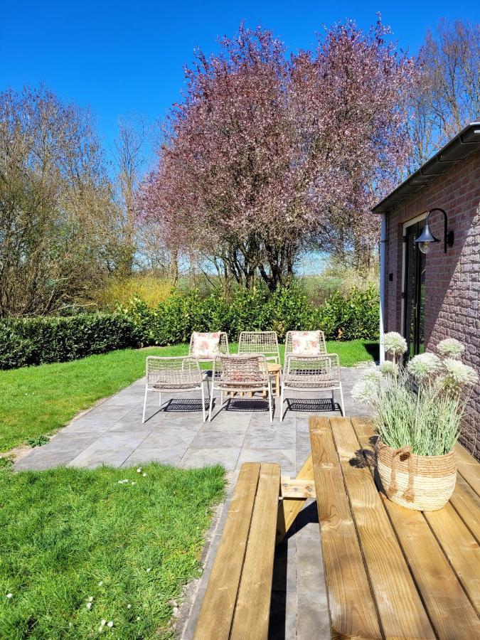 Bohemian Wellness Met Hottub & Sauna Ewijk Dış mekan fotoğraf