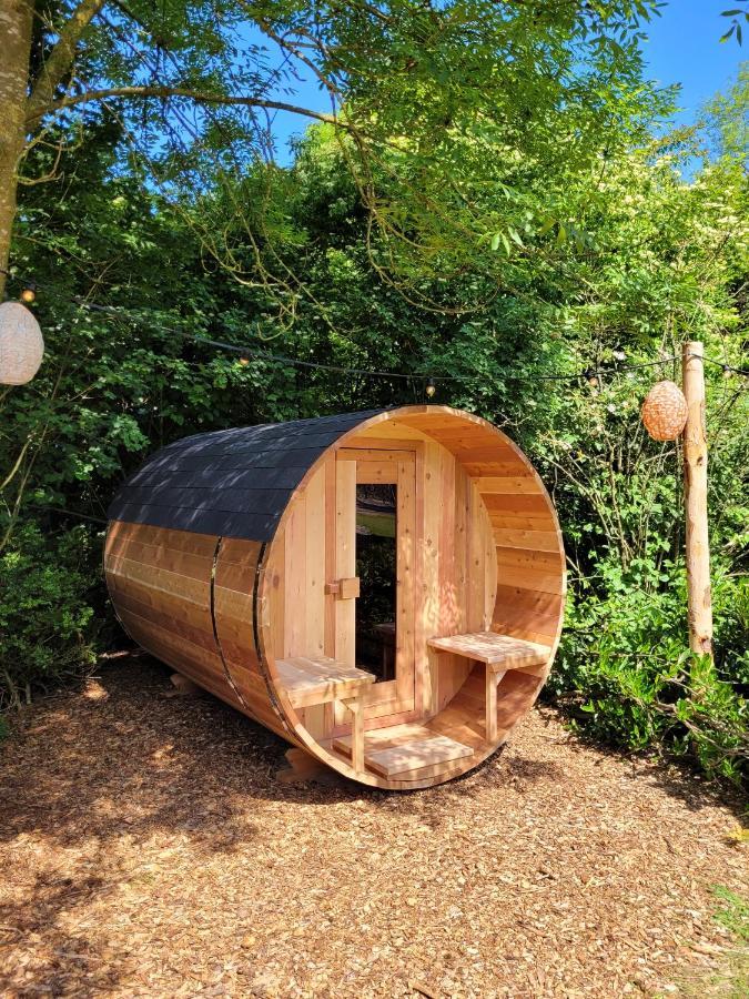 Bohemian Wellness Met Hottub & Sauna Ewijk Dış mekan fotoğraf